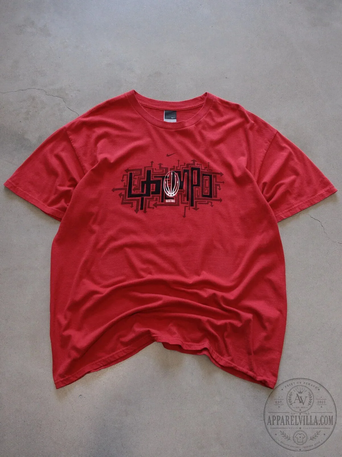 Nike Basketball Graphic T-Shirt Vintage Red Y2K Style Athletic Tee 5 Nike Basketball Graphic T-Shirt Vintage Red Y2K Style Athletic Tee
